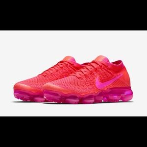 Nike Air Vapormax women’s hyper punch & pink blast